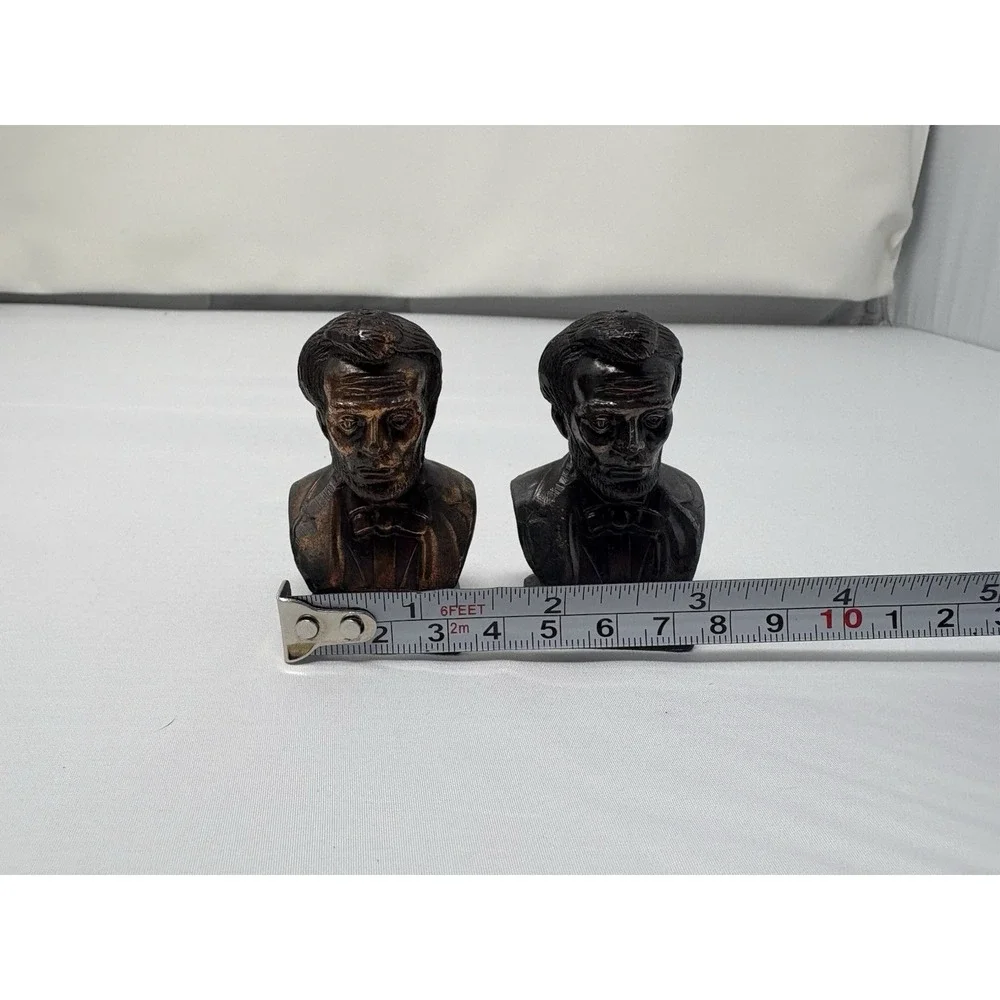 Vintage Abraham Lincoln  Bronze Salt & Pepper Shakers Retro President History